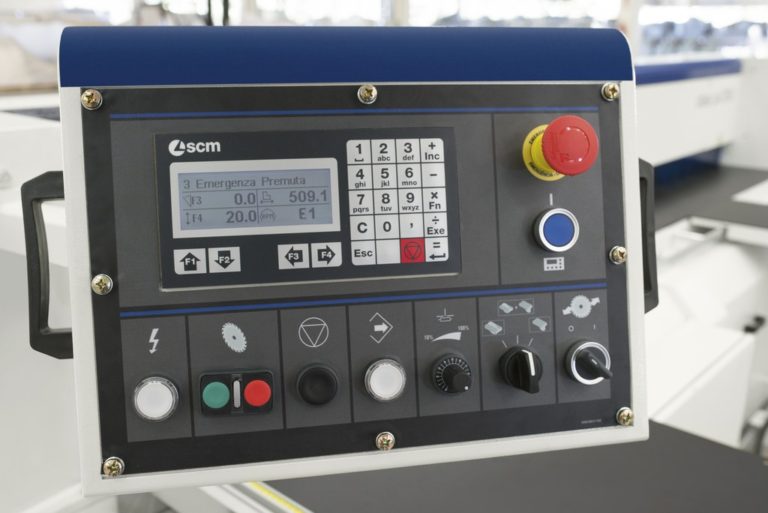 SCM Class px 350i Panel Saw Image 2