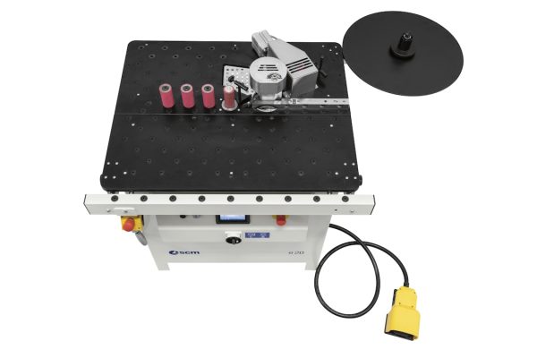 SCM E20 4