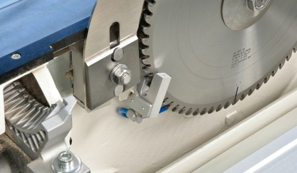 Sega-microlubrificazione lama