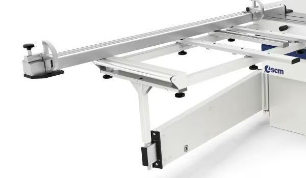 scm-nova-si4s-panel-saw-2