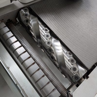 used-scm-minimax-c26g-universal-machine-6